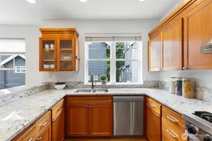 620 Lake Washington Blvd E, Seattle, WA 98112 - Photo 19