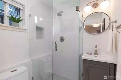 620 Lake Washington Boulevard E, Seattle, WA 98112 - Photo 13