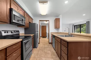 1820 NW 195th St, Shoreline, WA 98177 - Photo 5