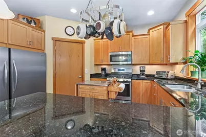 192 Harbor View Drive, Bellingham, WA 98229 - Photo 15
