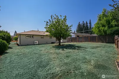 4960 Vesper Drive, Everett, WA 98203 - Photo 9