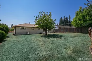 4960 Vesper Dr, Everett, WA 98203 - Photo 9