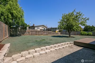 4960 Vesper Drive, Everett, WA 98203 - Photo 7