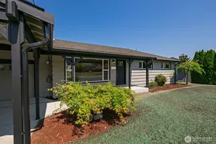 4960 Vesper Dr, Everett, WA 98203 - Photo 5