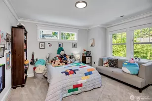 9950 SE 39th St, Mercer Island, WA 98040 - Photo 25