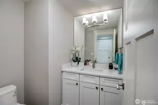 9950 SE 39th St, Mercer Island, WA 98040 - Photo 31