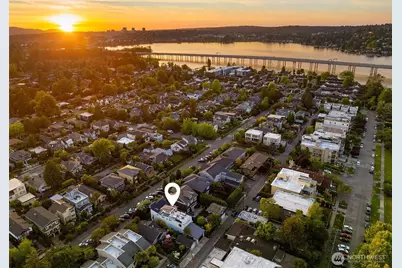 2042 42nd Avenue E, Seattle, WA 98112 - Photo 39