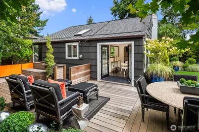 10303 15th Avenue NE, Seattle, WA 98125 - Photo 29