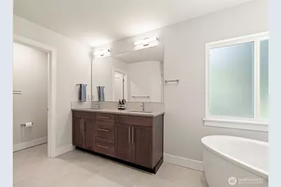 18804 14th Place W, Lynnwood, WA 98037 - Photo 21