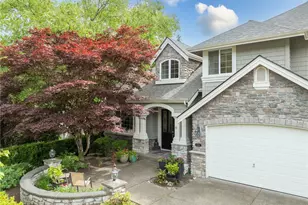 14411 SE 89th Pl, Newcastle, WA 98059 - Photo 1