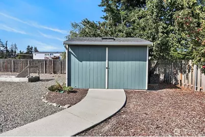 860 W Sylvester Court, Sequim, WA 98382 - Photo 33