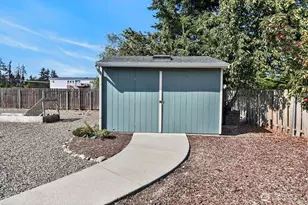 860 W Sylvester Ct, Sequim, WA 98382 - Photo 33