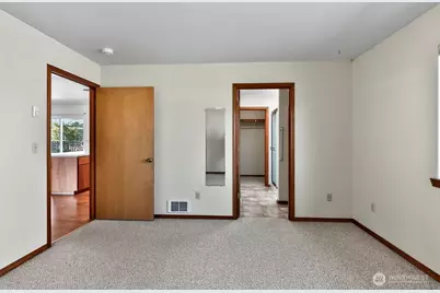860 W Sylvester Court, Sequim, WA 98382 - Photo 17