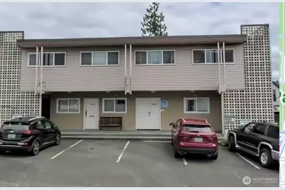 4212 Aurora Avenue N, Seattle, WA 98103 - Photo 1