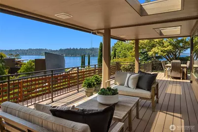 5919 77th Avenue SE, Mercer Island, WA 98040 - Photo 1