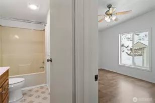 42 31st St NE, East Wenatchee, WA 98802 - Photo 17