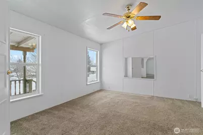 42 31st Street NE, East Wenatchee, WA 98802 - Photo 21