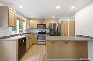 808 28th Ave SE, Puyallup, WA 98374 - Photo 7