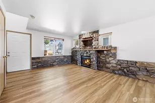 808 28th Ave SE, Puyallup, WA 98374 - Photo 5