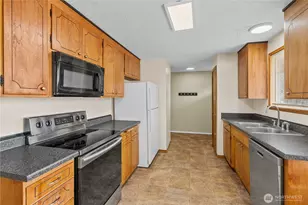 1211 196th St E, Spanaway, WA 98387 - Photo 11