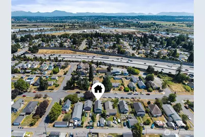 2410 Highland Avenue, Everett, WA 98201 - Photo 37