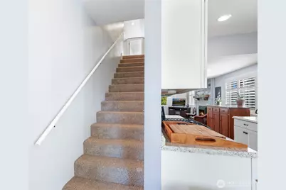2410 Highland Avenue, Everett, WA 98201 - Photo 23