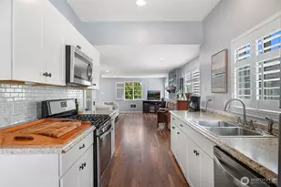 2410 Highland Ave, Everett, WA 98201 - Photo 13