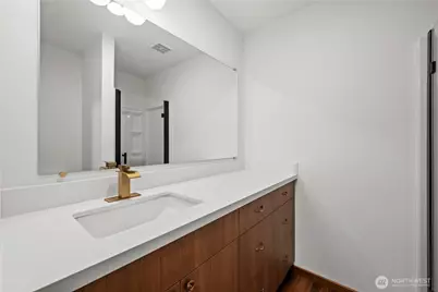 13229 Linden Avenue N #507B, Seattle, WA 98133 - Photo 15