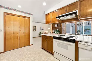 16406 Thorpe Rd NE, Poulsbo, WA 98370 - Photo 19