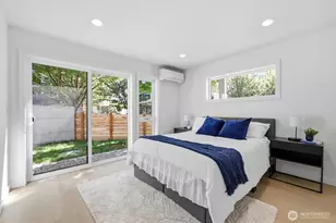 2726 NE Blakeley St, Seattle, WA 98105 - Photo 7