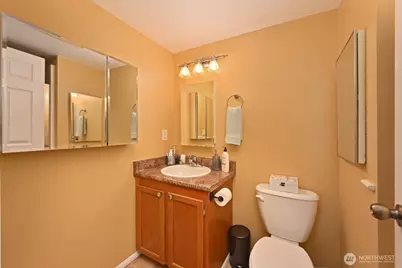 9416 1st Avenue NE #419, Seattle, WA 98115 - Photo 19