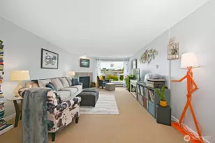 9416 1st Ave NE, Seattle, WA 98115 - Photo 5