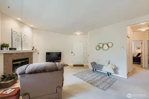 13000 Admiralty Way, Everett, WA 98204 - Photo 7