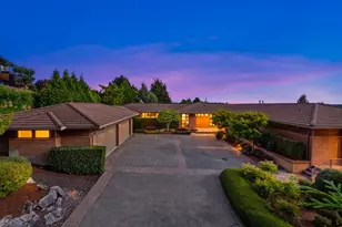 8635 NE 19th Pl, Clyde Hill, WA 98004 - Photo 3