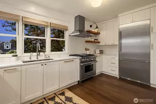 1522 34th Ave, Seattle, WA 98122 - Photo 11