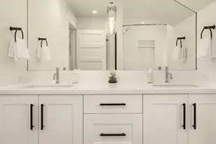1522 34th Ave, Seattle, WA 98122 - Photo 23