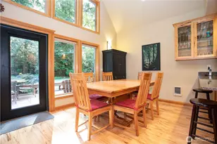 7073 Rainier Way, Glacier, WA 98244 - Photo 9