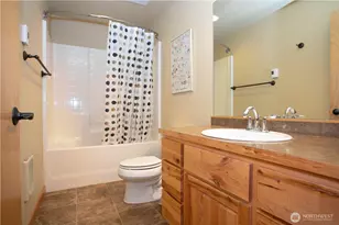 7073 Rainier Way, Glacier, WA 98244 - Photo 23