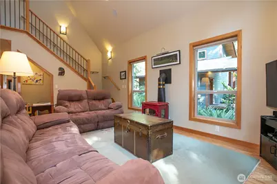 7073 Rainier Way, Glacier, WA 98244 - Photo 7