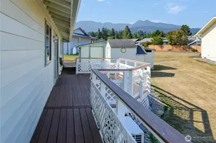 714 S Golf Course Rd, Port Angeles, WA 98362 - Photo 17