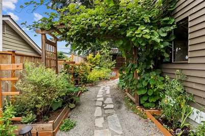 7421 181st Place SW, Edmonds, WA 98026 - Photo 37