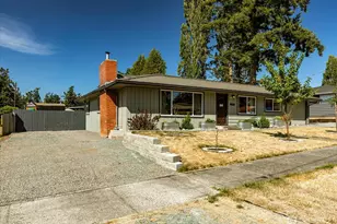 1440 NE 7th Pl, Oak Harbor, WA 98277 - Photo 5