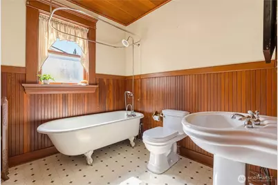 427 N Garden, Bellingham, WA 98225 - Photo 33