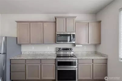 8722 13th Avenue Ct E, Tacoma, WA 98445 - Photo 11