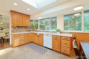 543 NE Conifer Dr, Bremerton, WA 98311 - Photo 15