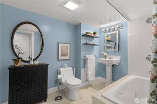2568 28th Ave W, Seattle, WA 98199 - Photo 29
