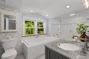 2568 28th Ave W, Seattle, WA 98199 - Photo 17