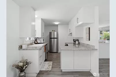 2449 SW 328th Street, Federal Way, WA 98023 - Photo 9