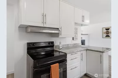 2449 SW 328th Street, Federal Way, WA 98023 - Photo 11