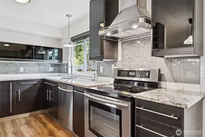21903 42nd Place W, Mountlake Terrace, WA 98043 - Photo 7